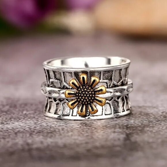 Sunflower / Daisy / Flower Boho Two Tone Ring #1355 - Picture 1 of 12